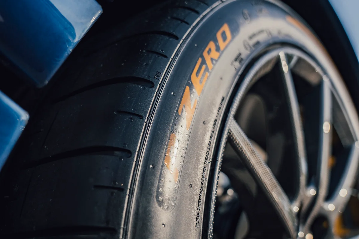 Ferrari 812 Competizione